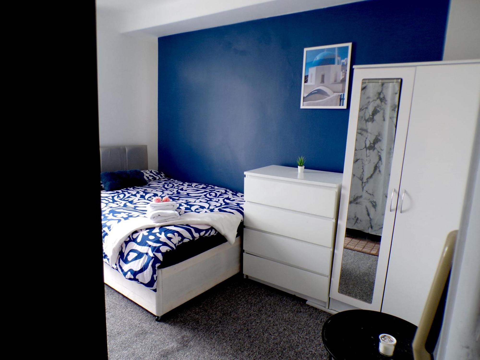 West Kensington - Santorini Apartments London Exterior photo
